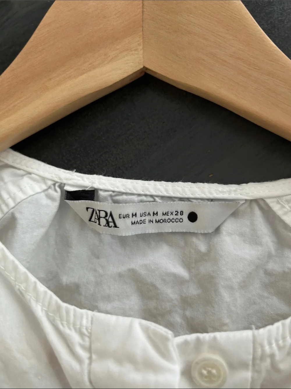 Zara White Puff Sleeve Cropped Button-Front Blouse